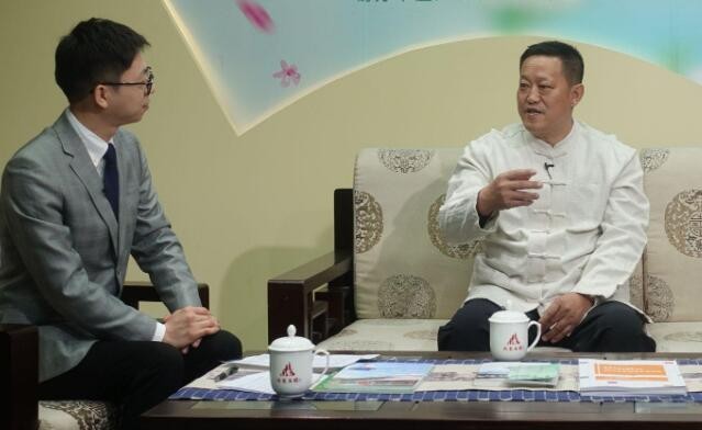 “光凭颜值就值了！传祺M8大师系列中式豪华的代表”