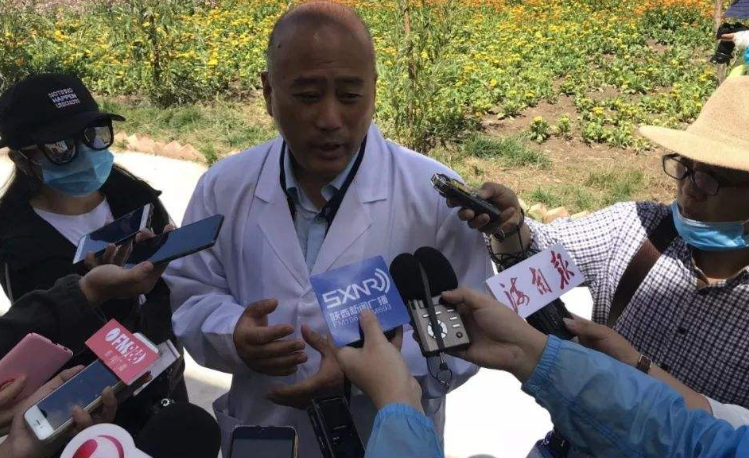 “家用车的价钱，性能车的体验试驾全新上市的传祺影豹”