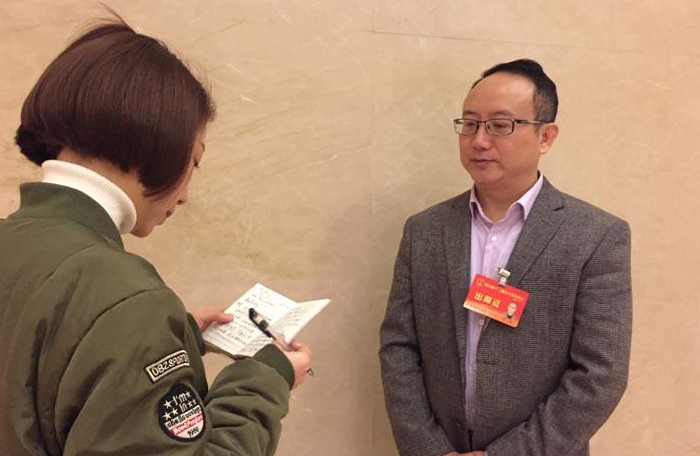 “恒久共享酒庄社会交往新零售峰会完美告捷”
