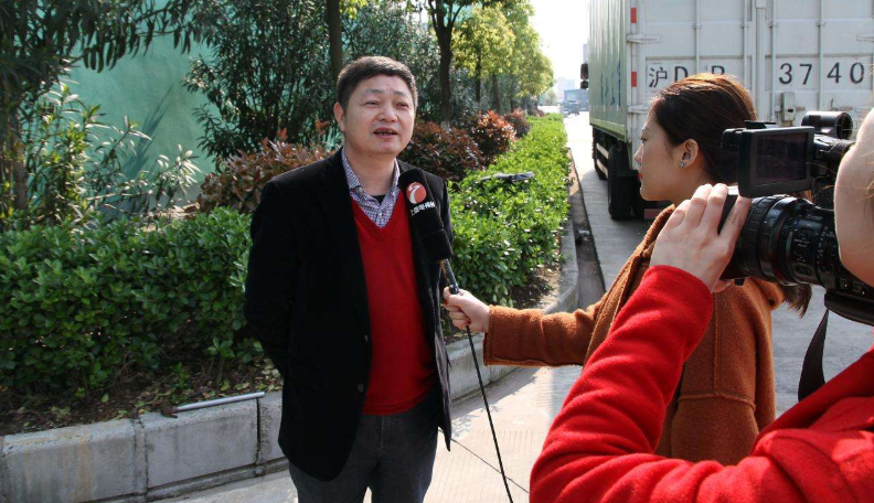 ““星钻菱影，征服之眼”！传祺全新第二代GS8惊艳亮相！”