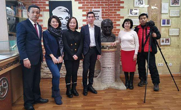 “恒久共享酒庄社会交往新零售峰会完美告捷”